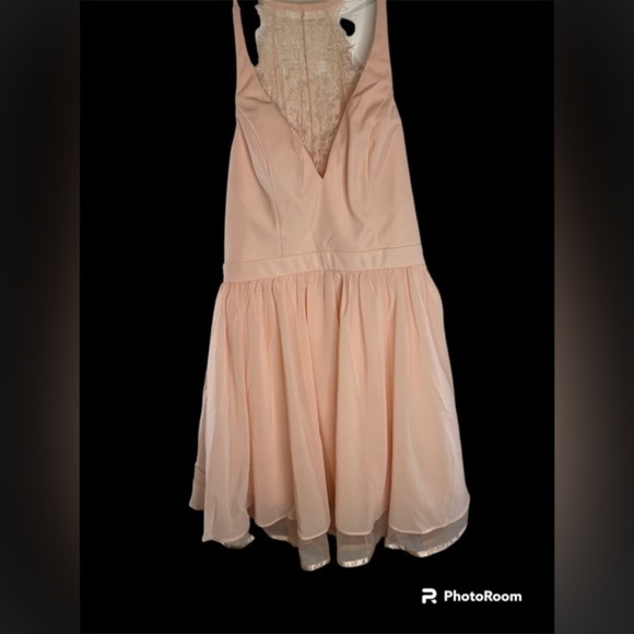 MANIJU CHIFFON LAYERED DRESS with LACE BACK - Picture 7 of 12